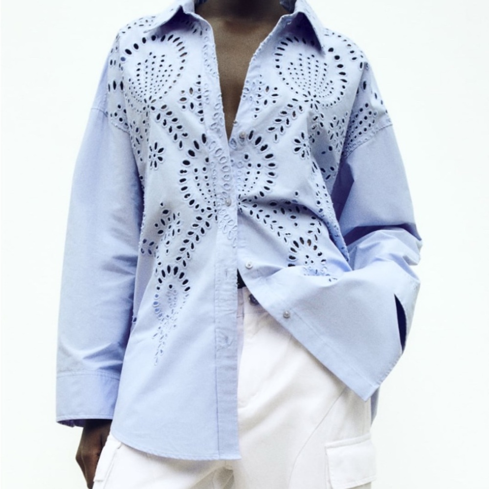 Zara OVERSIZED EMBROIDERED EYELET SHIRT